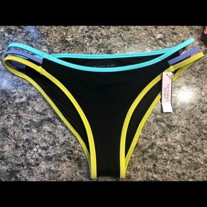 NWT Strappy cheeky swim bottom